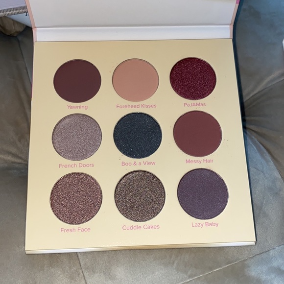 Breakfast in Bed Eyeshadow Palette - Picture 3 of 4